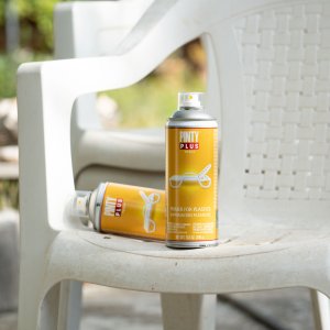 Plastic primer spray for car bumper and trims in Lahore