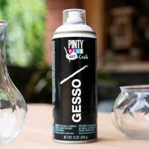 Pintyplus Gesso spray can front view available at spraypaint.pk Pakistan
