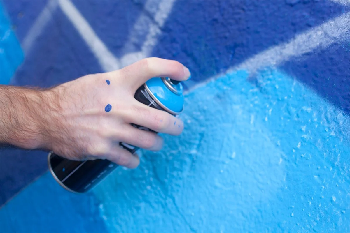 Aerosol Paint Spraying: Techniques, Tips & Choosing the Right Can