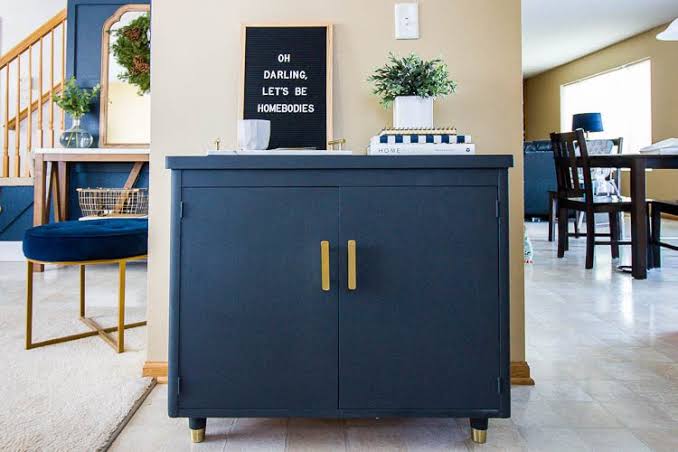Chalk Spray Paint Guide: The Complete Guide to Achieving Vintage Furniture Finishes
