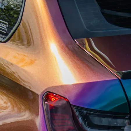 Mirror Finish Spray Paint for a High-Gloss Metallic Look