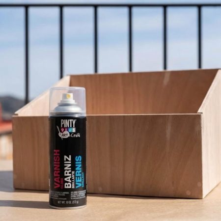 Protective Varnish Spray: Outdoor Surfaces, Heat, and Humidity: A Practical Guide